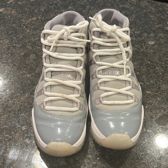 Nike Air Jordan 11 Retro Cool Grey - Picture 2 of 5